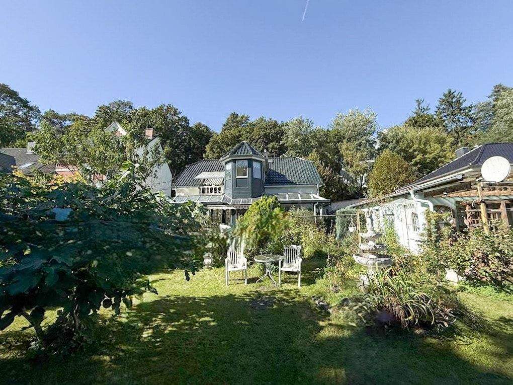 Thumbnail-Wassergrundstück mit historischem Charme