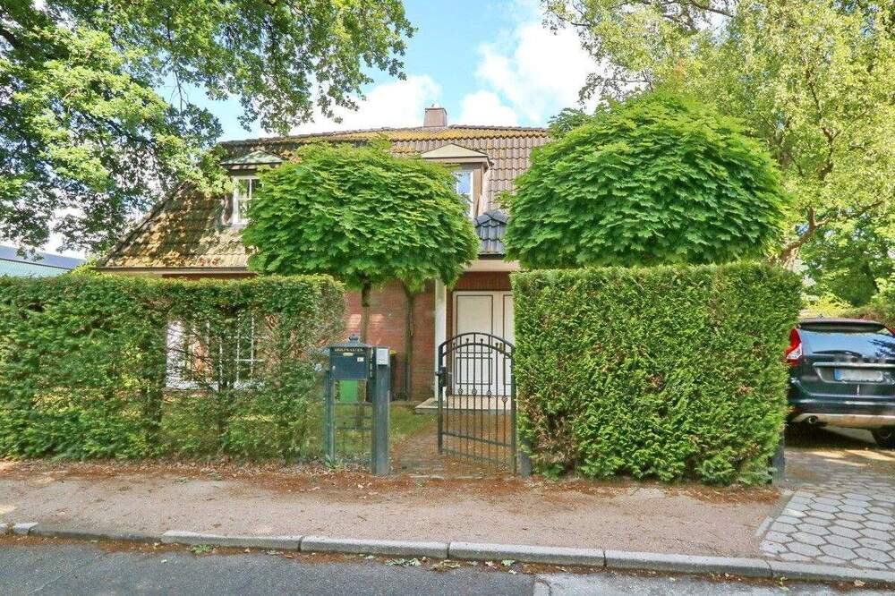 Thumbnail-Tolles Einfamilienhaus mit Garage in Hamburg-Sasel