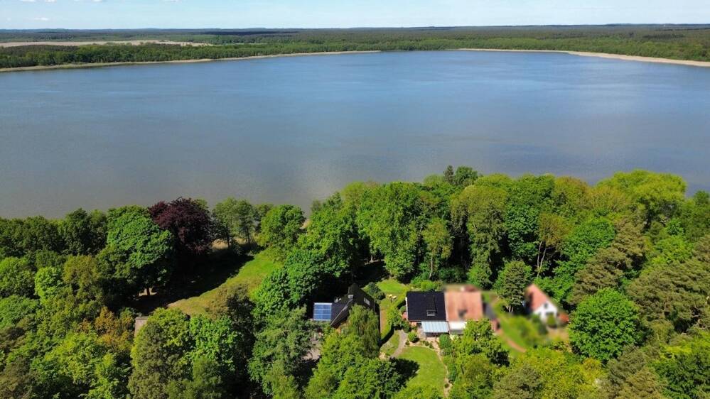 Thumbnail-Idyllisches Kleinod mitten im Naturpark am See - Traumhaftes Parkanwesen mit Einfamilien- & Gästehaus, exklusiver Ausstattung, eigenem Seezugang und B