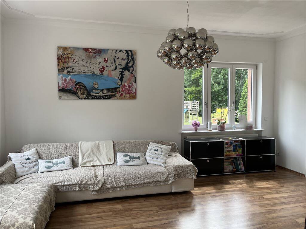 Thumbnail-Historisches stadtnahes Idyll: Großzügige Doppelhaushälfte mit 8 Zimmern auf traumhaftem Grundstück