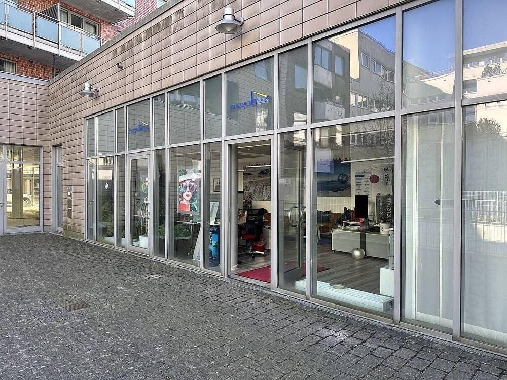 Thumbnail-Helle Laden- Galeriefläche in Zentrumslage