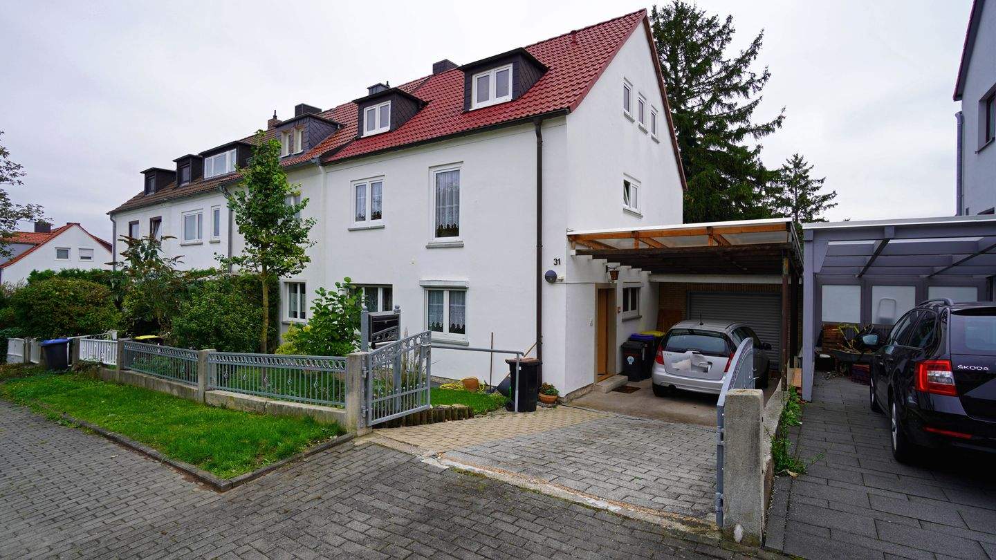 Thumbnail-Erfurt-Süd - Burgenviertel - 1A Wohnlage, besser gehts nicht! Großzügiges Einfamilienhaus, Einliegerwohnung im Dachgeschoss!