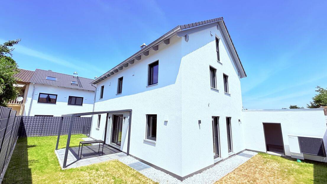 Thumbnail-... AIGNER - Nachhaltiges Wohnen - modernes Einfamilienhaus in ruhiger Lage ...