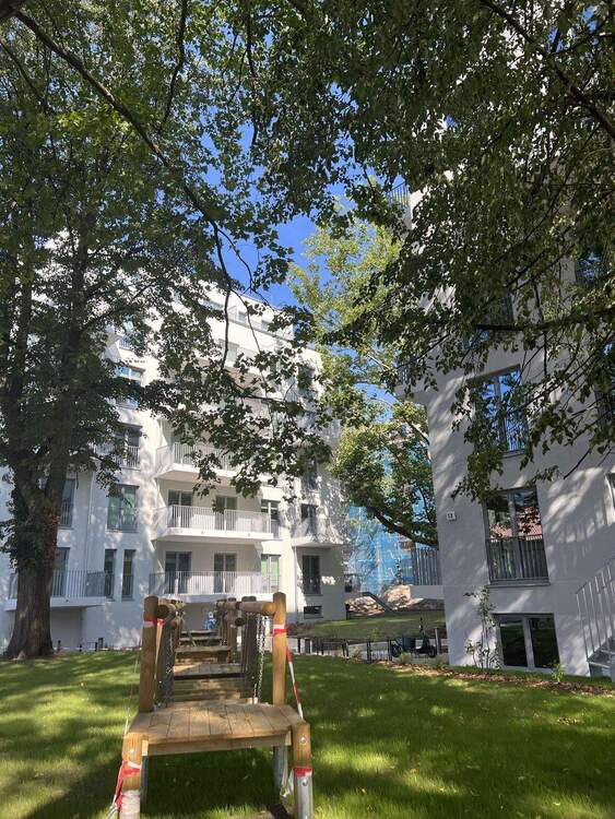 Thumbnail-5 Zimmer Maisonette mit Garten