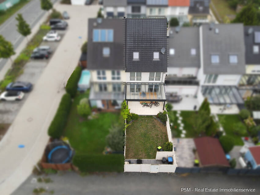 Thumbnail-Familientraum: Modernes Zuhause mit Dachstudio & sonnigem Garten