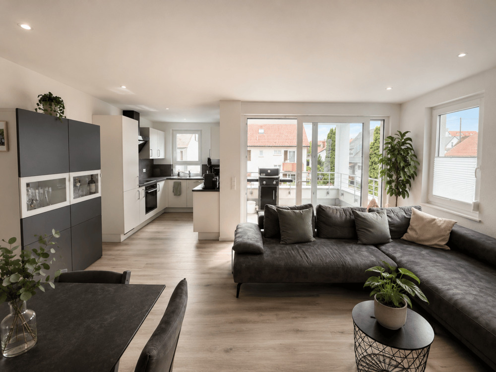 Thumbnail-Neuwertige, exkl. ausgestattete 3-Zimmerwohnung m. EBK u. überdachten Balkon in ruhiger Lage