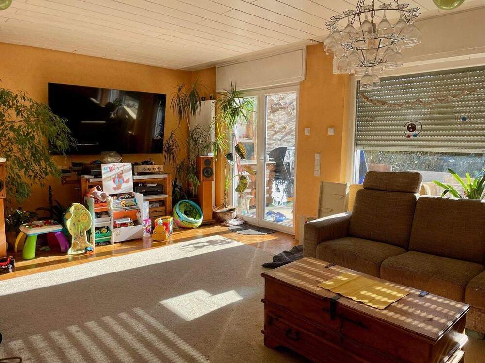 Thumbnail-Ihr neues Zuhause mit Wohlfühlgarantie: Charmantes Reihenmittelhaus mit Garten in Mühlheim-Lämmerspiel