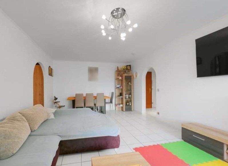 Thumbnail-Gepflegte 3-Zimmer-Wohnung mit Skylineblick im 11. Obergeschoss