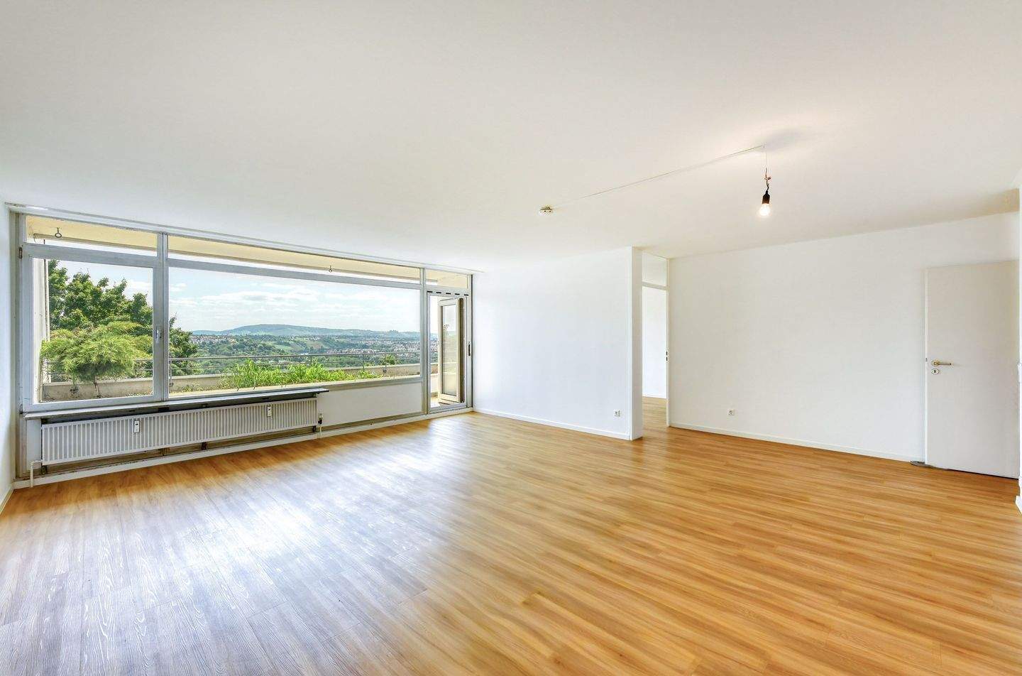 Thumbnail-+++ altersgerecht & bequem - Schwimmbad & Sauna im Haus - Fernblick - modernisiert - 2 Bäder - inklusive 3 Garagen +++