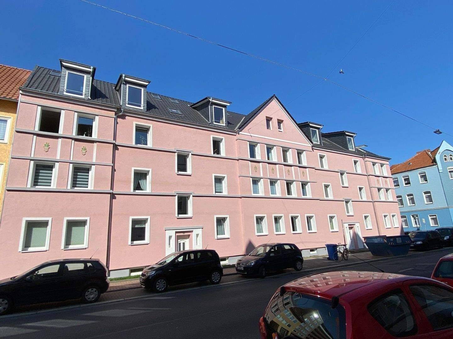 Thumbnail-Schöne Wohnung in der Oststadt mit Dielen und Balkon