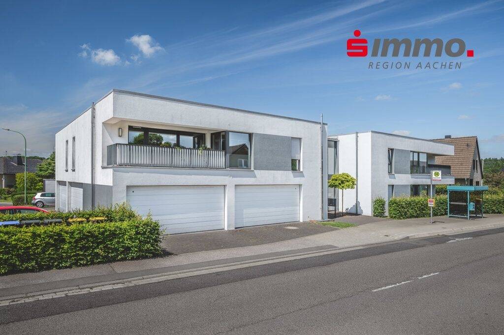 Thumbnail-Neuwertiges 10-Parteienhaus mit Aufzug und 5 Garagen in direkter Nähe der Dreilägerbachtalsperre