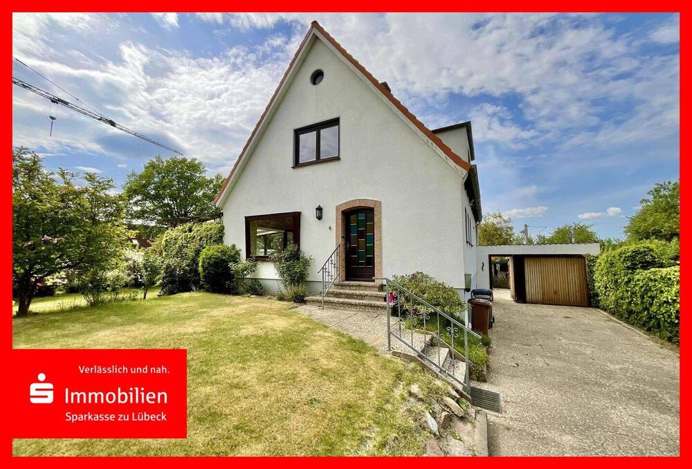 Thumbnail-Einfamilienhaus mit großem Grundstück und Potenzial in Lübeck-Niendorf