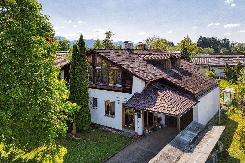 Thumbnail-Einfamilienhaus mit Wohlfühlcharakter in begehrter Lage von RaublingPfraundorf!