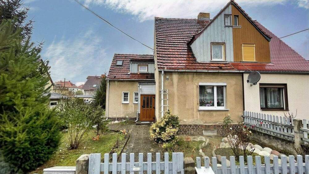 Thumbnail-Sanierungsbedürftige Doppelhaushälfte