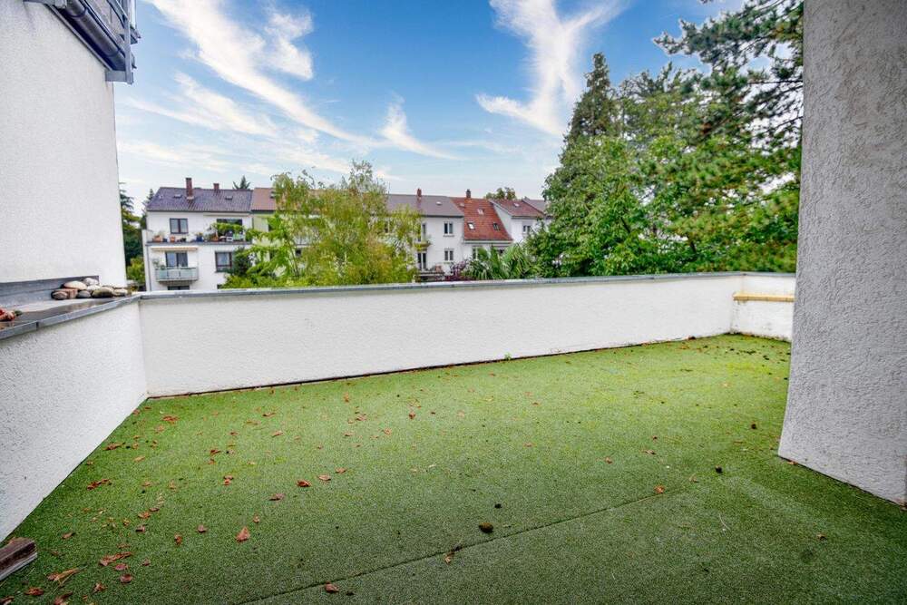 Thumbnail-Großzügiges EFH mit Garten und Terrasse in bevorzugter Lage Neuostheims | Mehrere Nutzungsmögl