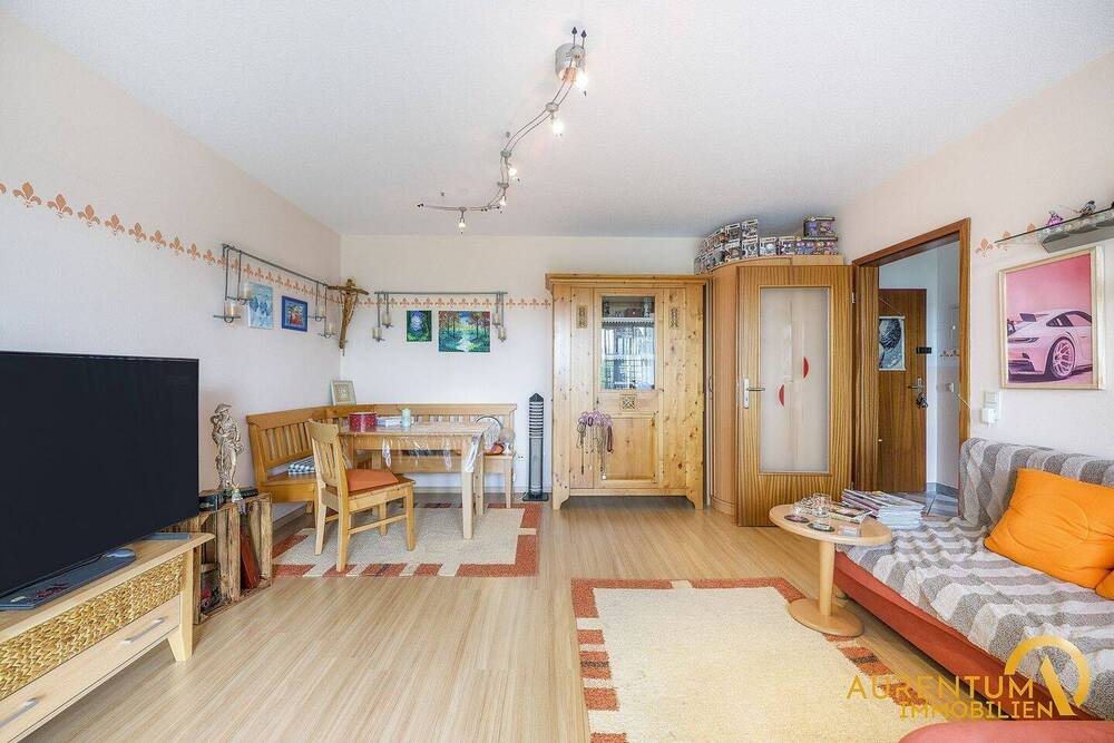 Thumbnail-Attraktive 2-Zimmer-Wohnung mit Balkon und Stellplätzen, in zentraler Lage von Bogen