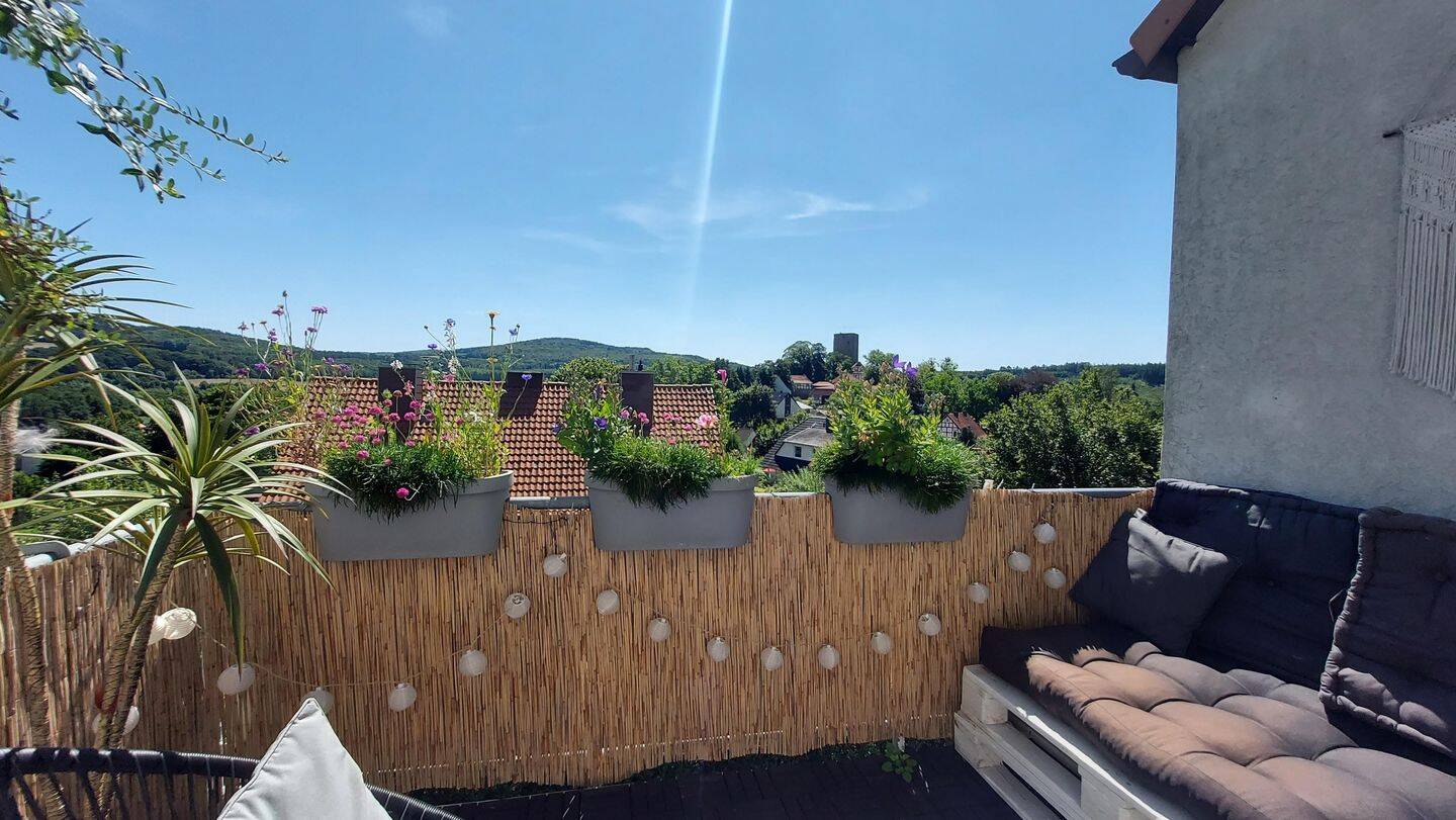 Thumbnail-NETTE NACHMIETER GESUCHT - 3 Zimmer im 1.OG mit Tageslichtbad und Balkon