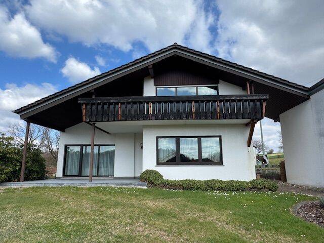 Thumbnail-Willkommen in Ihrem neuen Zuhause - ein großzügiges Einfamilienhaus mit viel Platz zum Leben und Entfalten