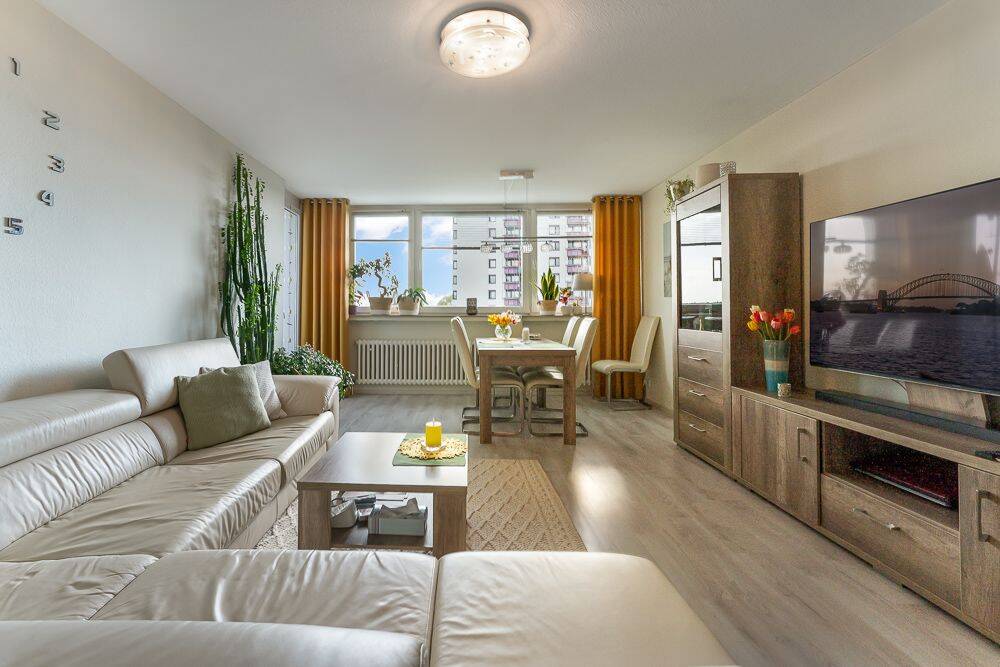Thumbnail-Barrierearme 3-Zimmer-Wohnung mit Garagen Stellplatz, Refrath-Zentrum