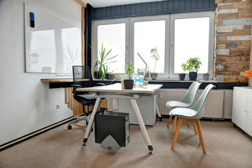 Thumbnail-FixDesk L: Moderner Schreibtischplatz in Berlin-Reinickendorf, 50% Rabatt