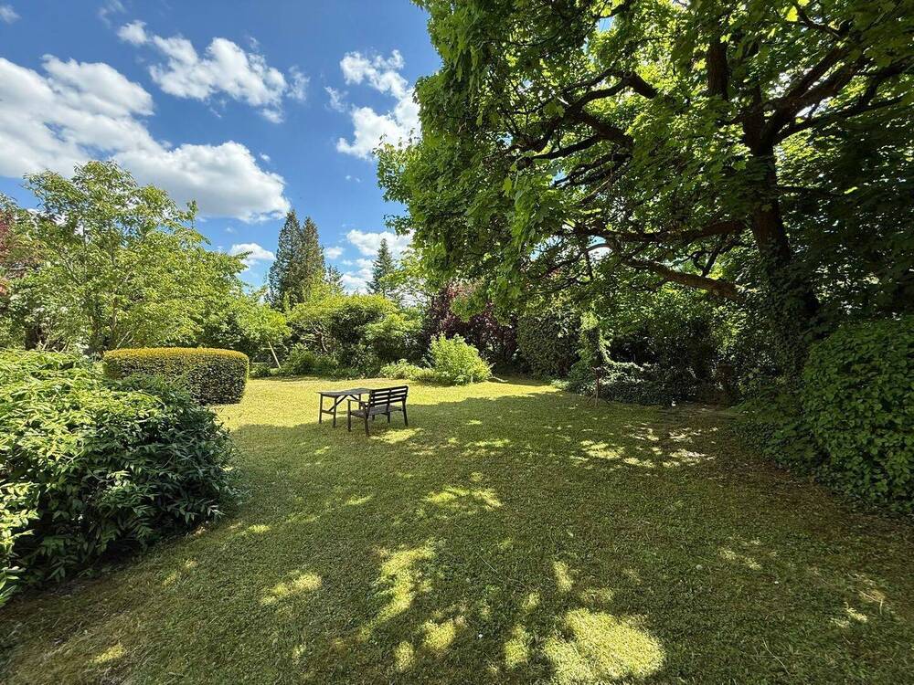 Thumbnail-Freistehendes Mehrfamilienhaus ***Viel Potenzial für die Familie