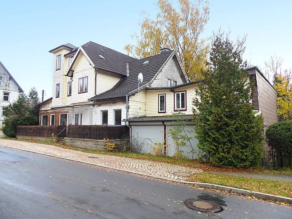 Thumbnail-Charmantes, ehemaliges Wohn-Geschäftshaus mit Anbauten