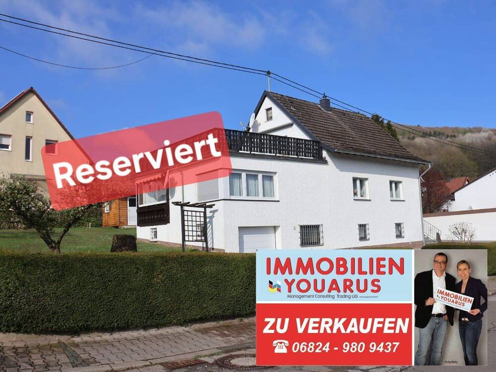 Thumbnail-RESERVIERT - Einfamilienhaus mit separater Wohnung im Dachgeschoss, 2 Garagen, Terrasse, Garten, Keller