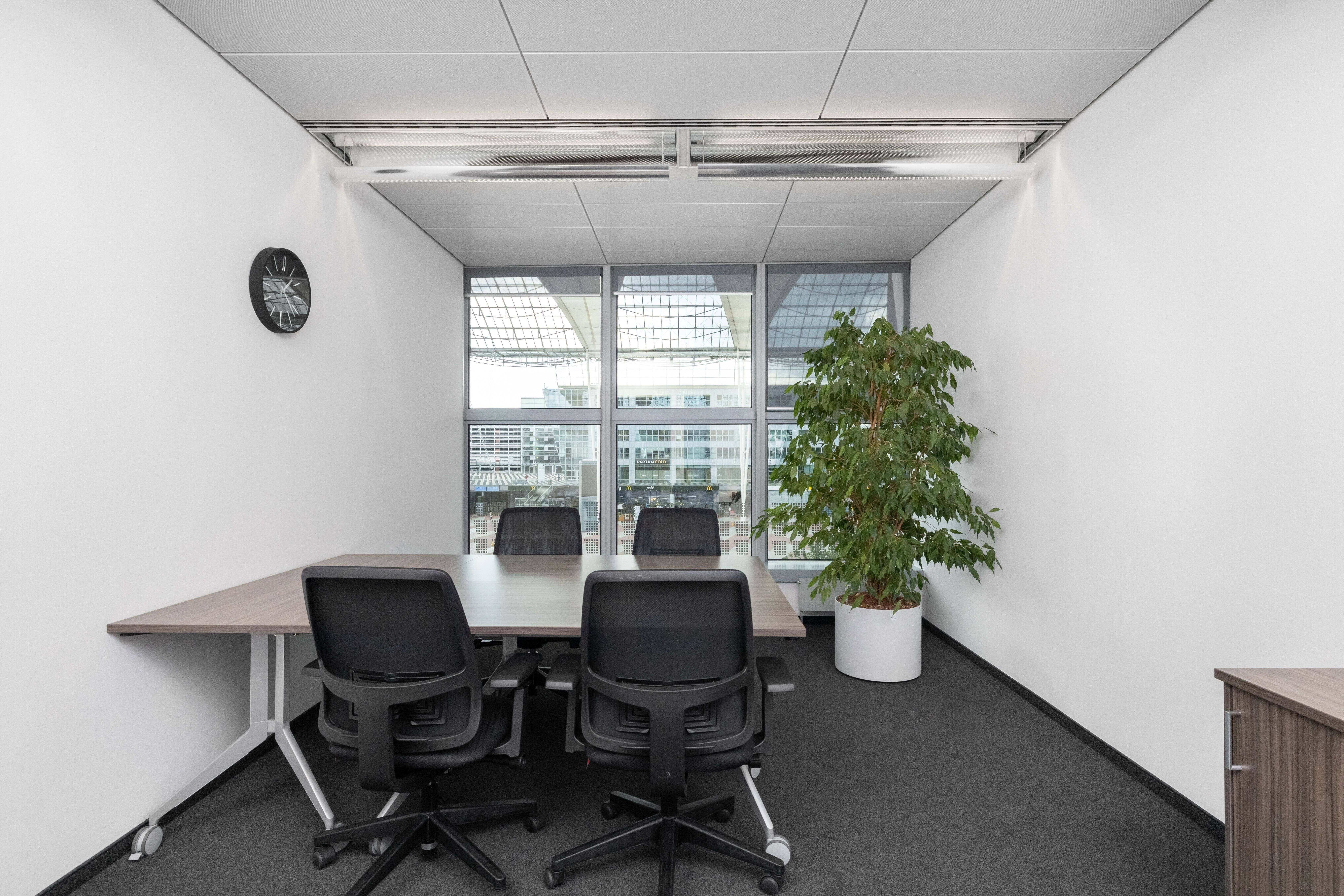 Regus_Munich Airport_511_Munich_Germany_Small Meet