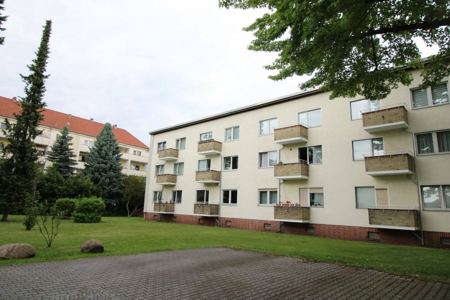 Thumbnail-Bezugsfrei: Super geschnittene 2,5 Zimmer Wohnung im beliebten Reinickendorf
