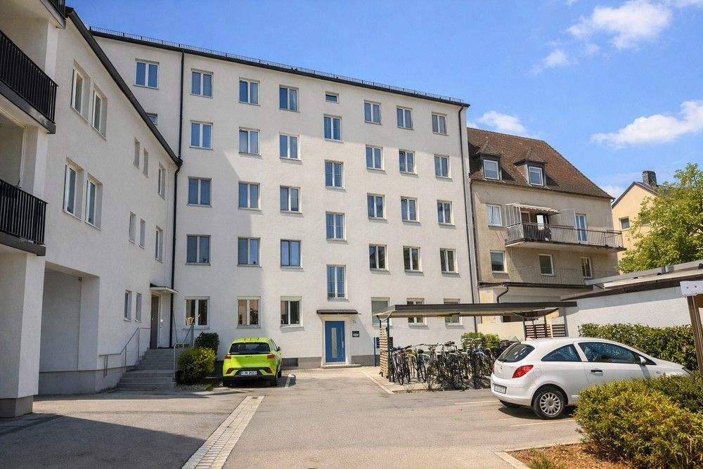 Thumbnail-DOMVIERTEL - 3-Zimmer-Eigentumswohnung