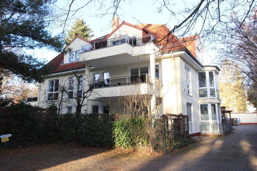 Thumbnail-Arbeiten im Grünen: 3-Zimmer in Lichterfelde West - sofort frei für Ihre Praxis oder Ihr Büro