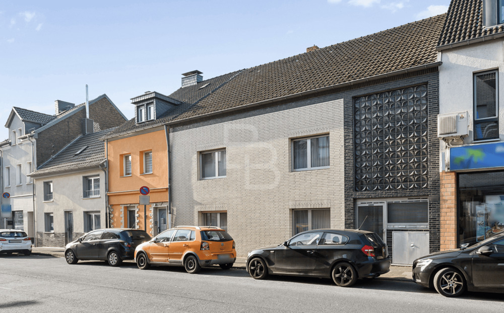 Straßenansicht