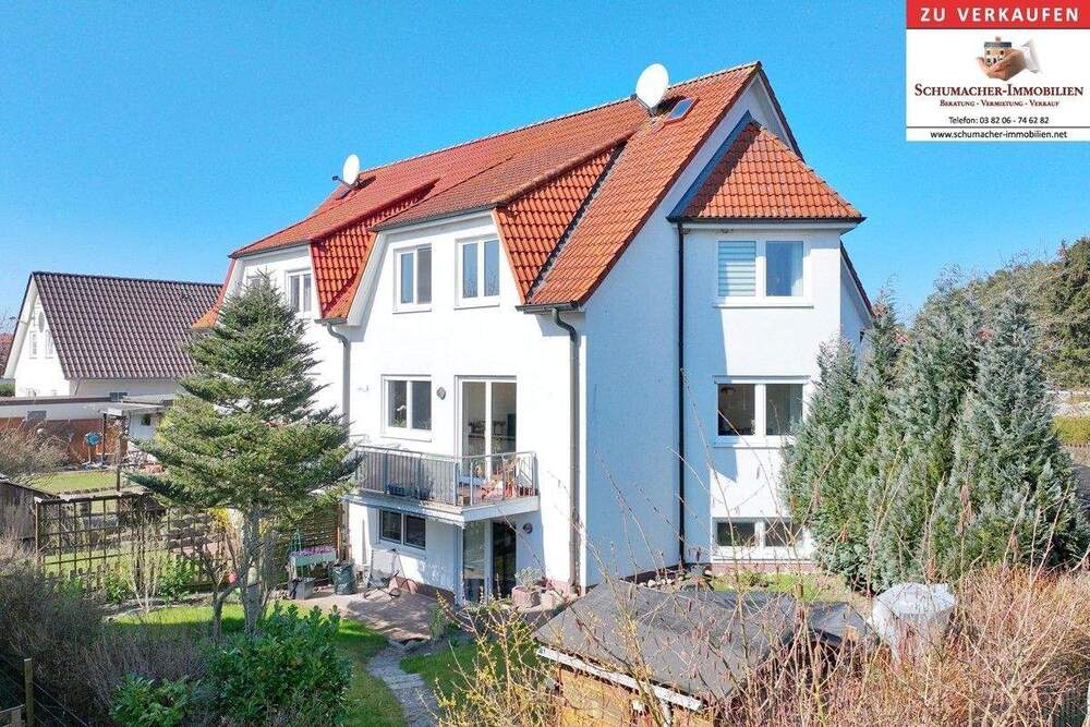 Thumbnail-Doppelhaus mit 3 Wohneinheiten im Ostseeheilbad