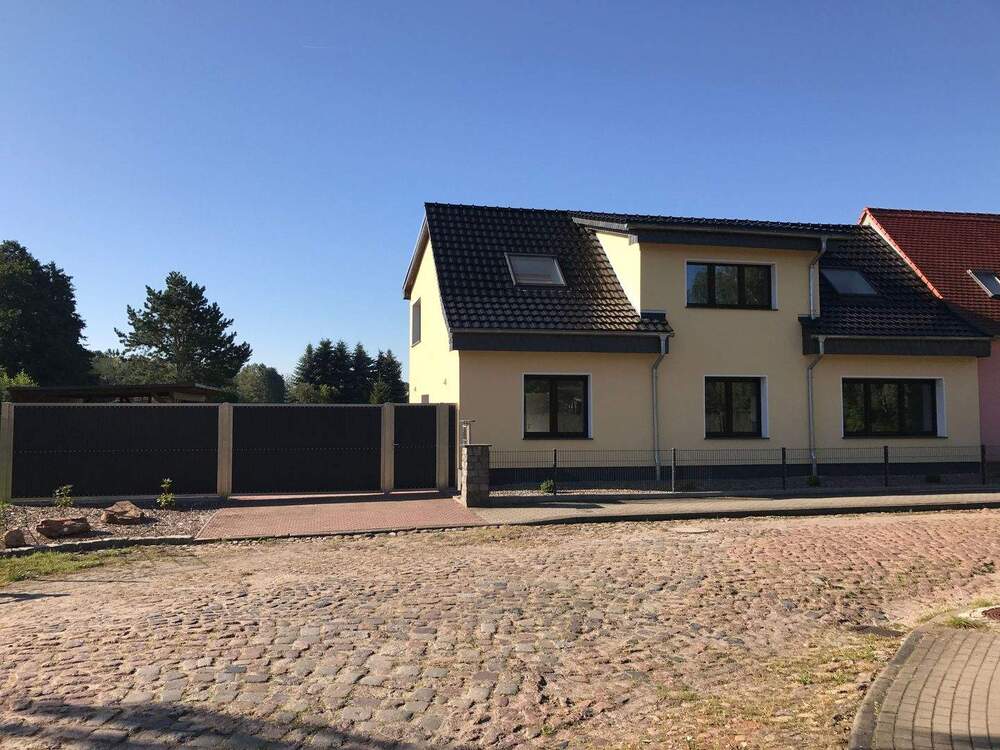 Thumbnail-Hochwertig renovierte 3,5-Zimmer-Wohnung mit Balkon