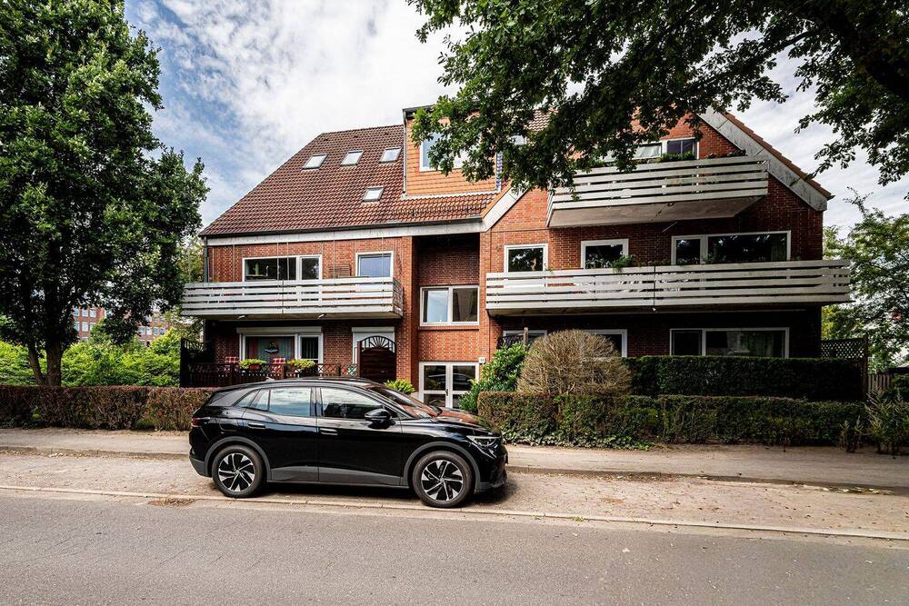 Thumbnail-Gut aufgeteilte Dreizimmerwohnung mit Süd-Terrasse und Tiefgaragenstellplatz