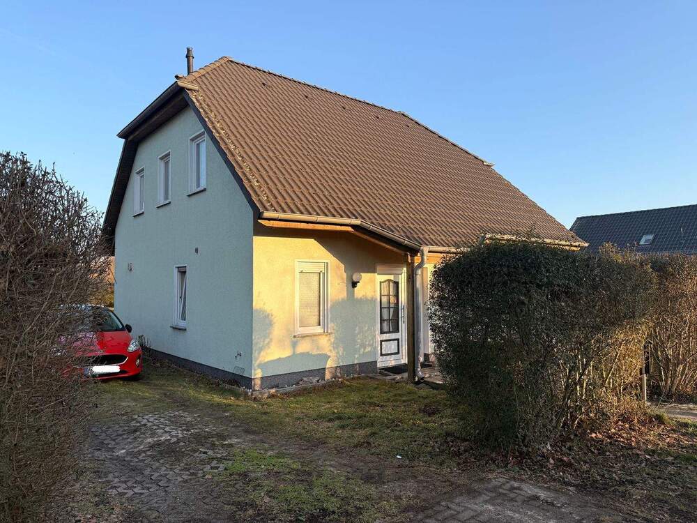 Thumbnail-Geräumiges Einfamilienhaus mit großem Grundstück für familienfreundliches Wohnen in ruhiger Lage von Leegebruch