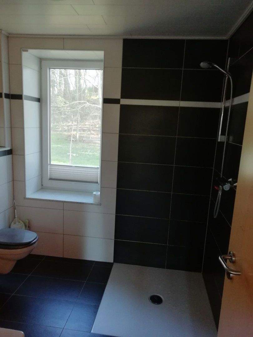 Thumbnail-Seniorengerecht GEMEINSAM WOHNEN in einem exklusiven 7-Familienhaus auf dem Land.