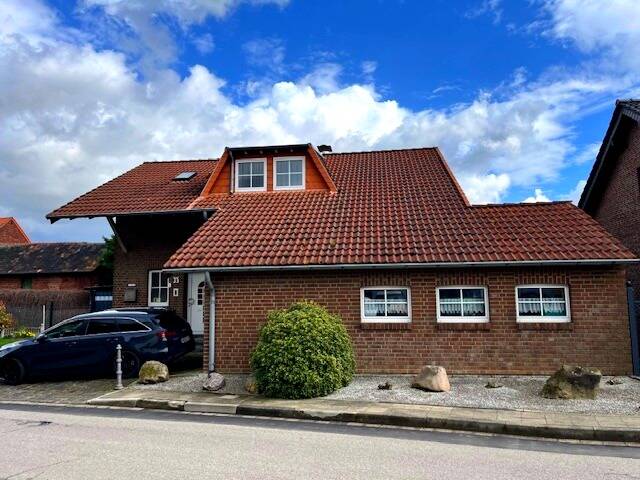 Thumbnail-Freistehendes Einfamilienhaus + separates Grundstück!!!