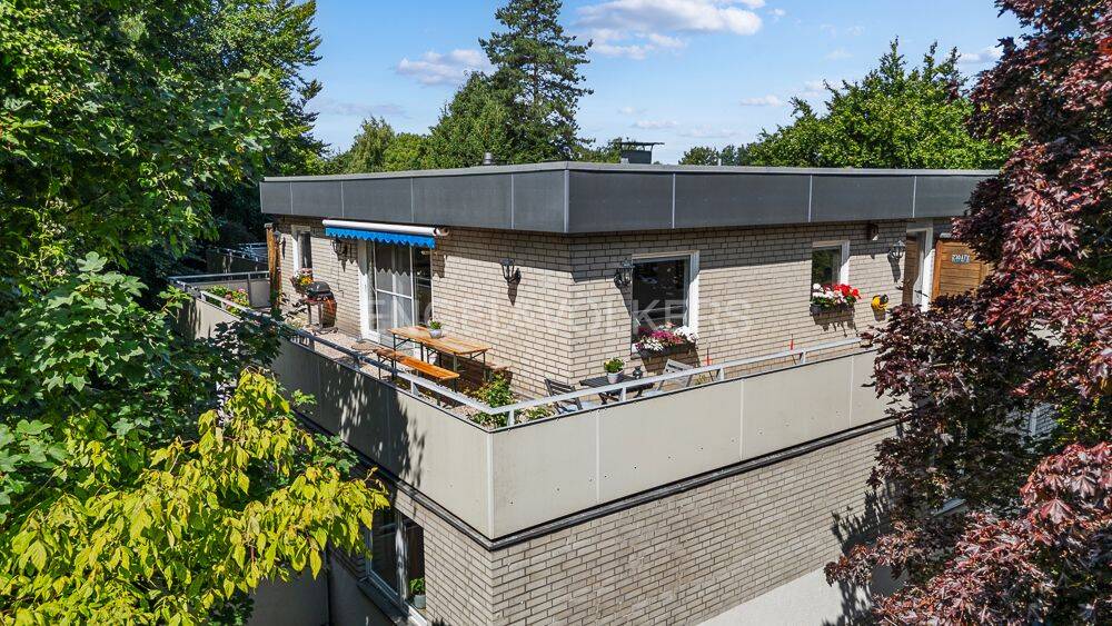 Thumbnail-Sonnige 3 Zimmer Dachgeschosswohnung mit großem Südbalkon