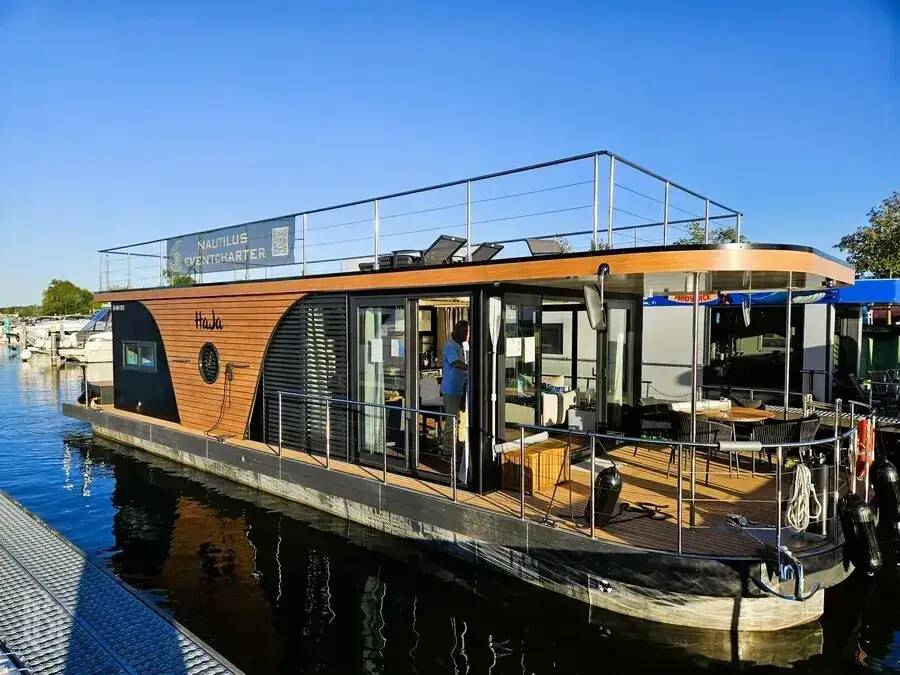 Thumbnail-Modernes Hausboot - Maritimer Lifestyle mit 3 attraktiven Liegeplatzoptionen in und um Berlin