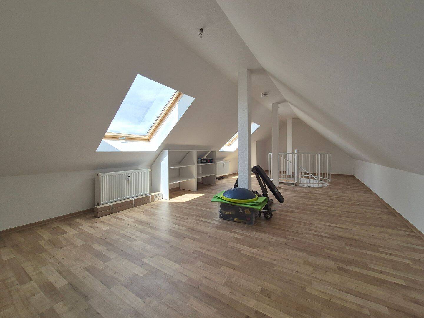Thumbnail-Bezugsfreie Maisonettenwohnung im sanierten Altbau - 90 m² - 3 Zimmer