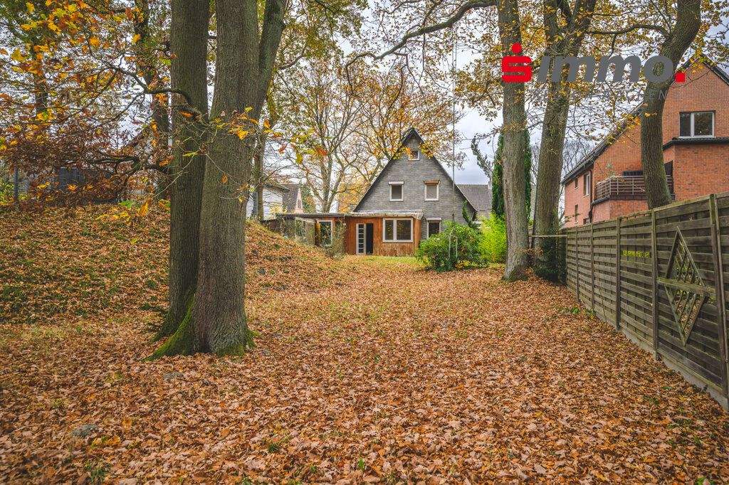 Thumbnail-Freistehendes Einfamilienhaus mit schönem Grundstück in beliebter, grüner Wohngegend