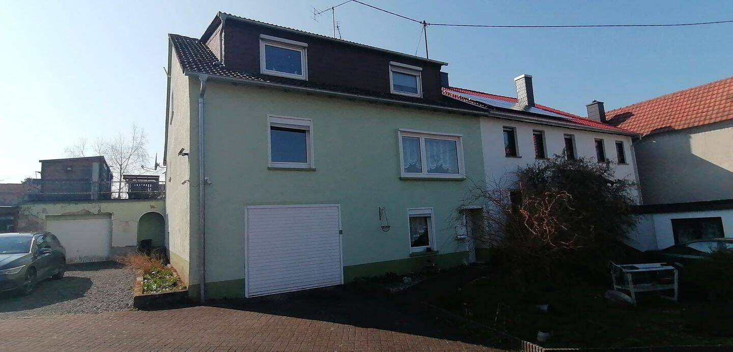 Thumbnail-Wohnen mit Herz und Platz - großzügige Doppelhaushälfte mit Terrasse