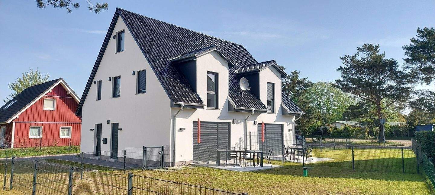 Thumbnail-Exklusive Mietwohnung in Form einer Haushälfte an der Ostseeküste