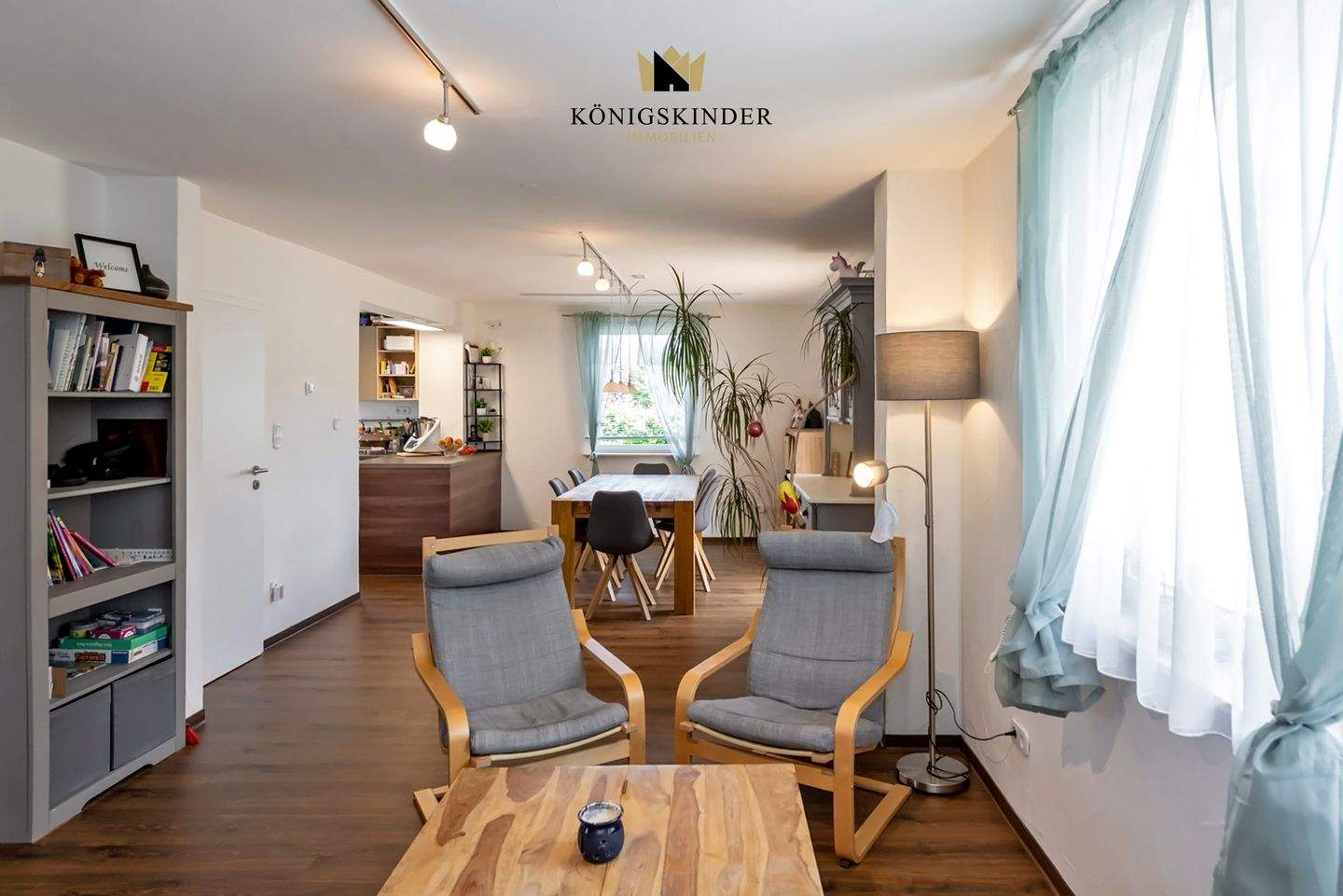 Thumbnail-Großzügiges Haus mit Traumgrundstück und 5 PKW-Stellplätzen in Welzheim Breitenfürst