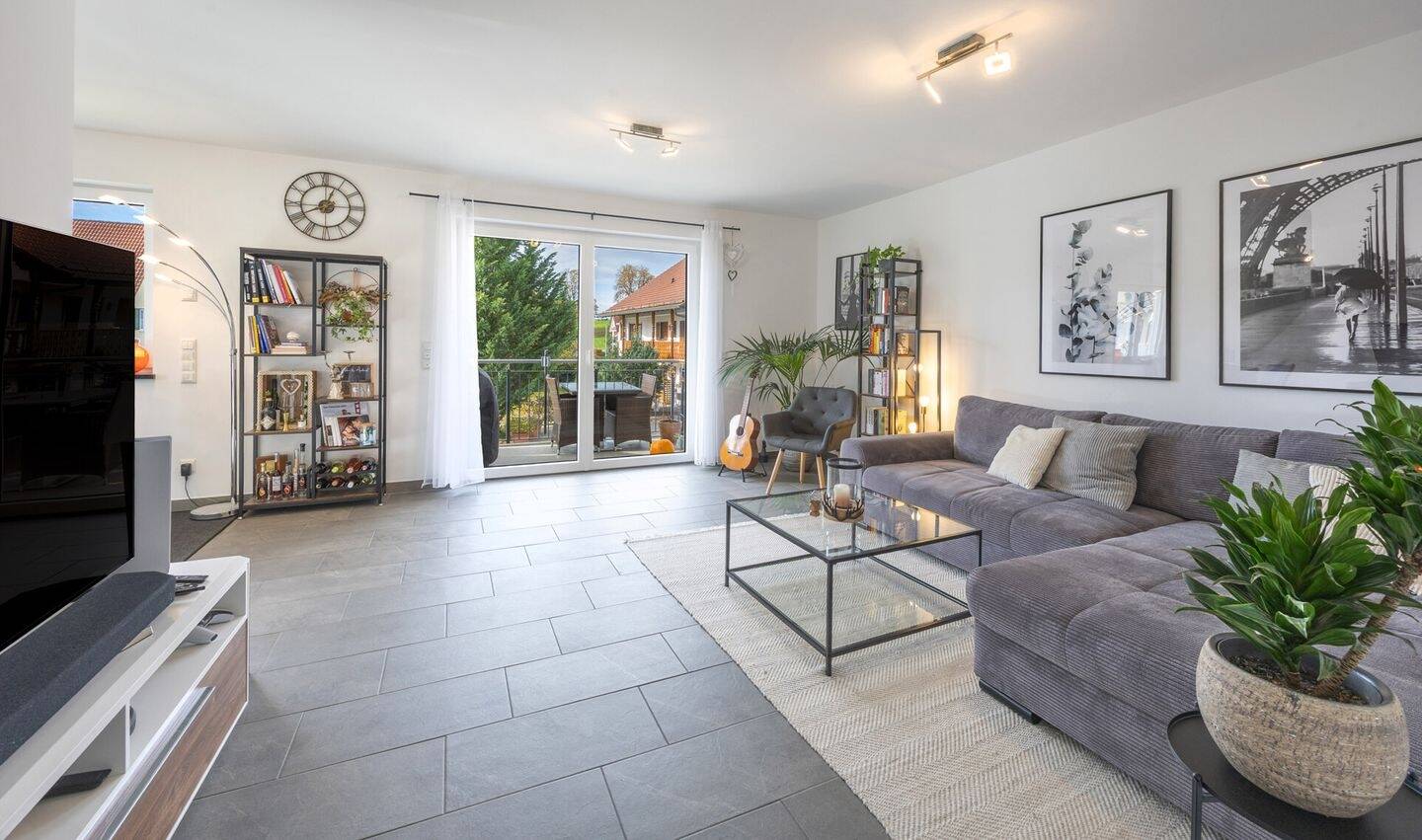 Thumbnail-TOP Zustand: neuwertige 3 Zimmerwohnung mit Balkon