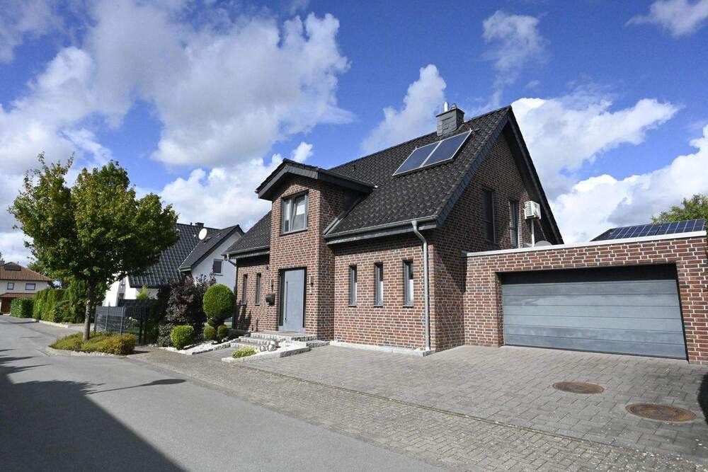 Thumbnail-Modernes Einfamilienhaus in bevorzugter Lage von Lippstadt – Bad Waldliesborn