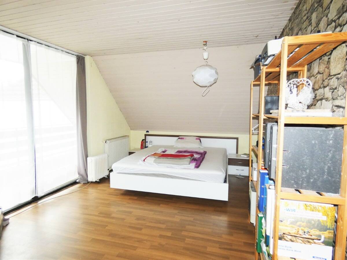 Thumbnail-260qm Wohnfläche mit Garten, 3 Loggien, Kamin & Einbauküche - auch als Zweifamilienhaus nutzbar