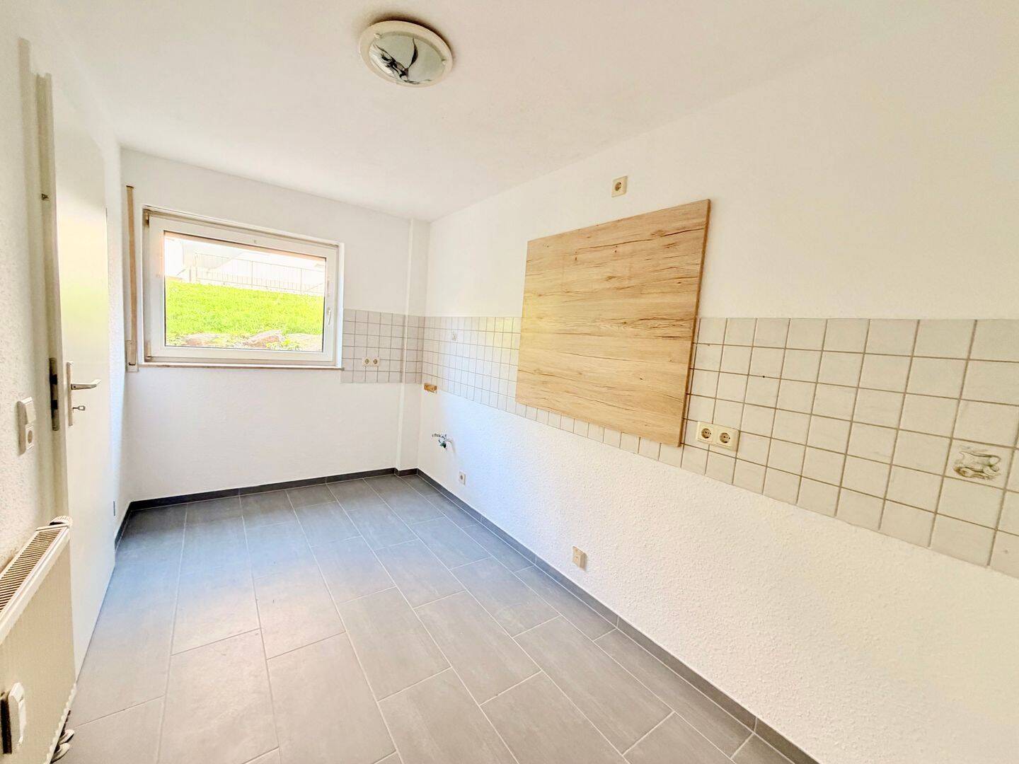 Thumbnail-Helle 3-Zimmer-Souterrainwohnung mit guter Raumaufteilung in Ettenheim