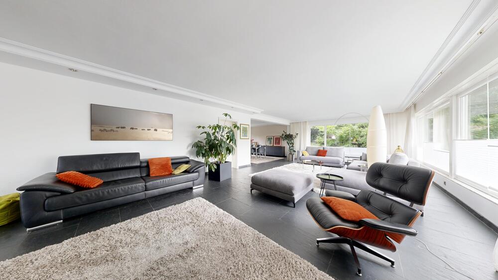 Thumbnail-Exklusives, großes Einfamilienhaus in guter und ruhiger Ortsrand-Lage